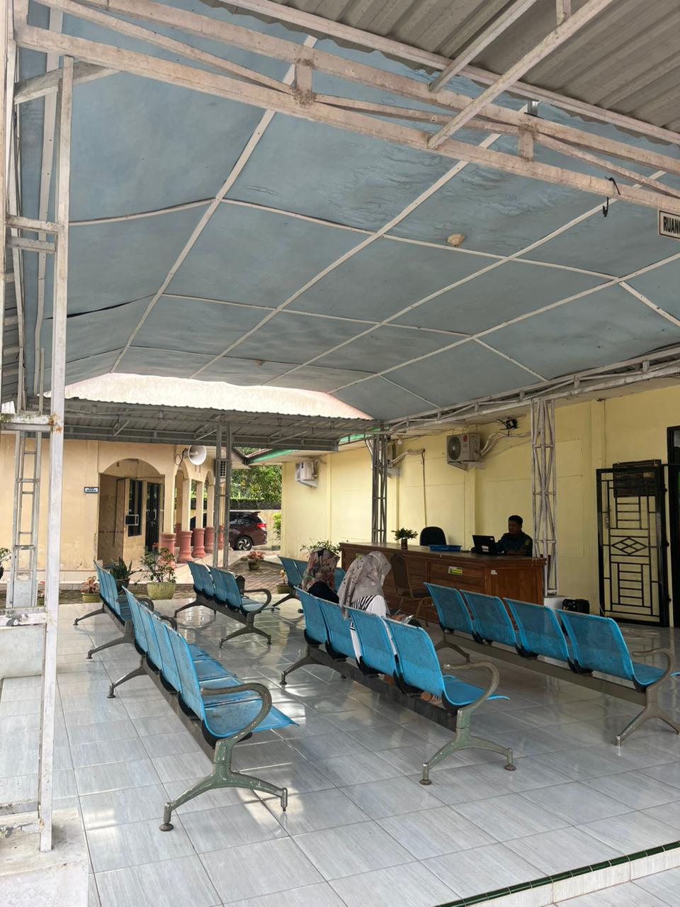 ruang tunggu sidang